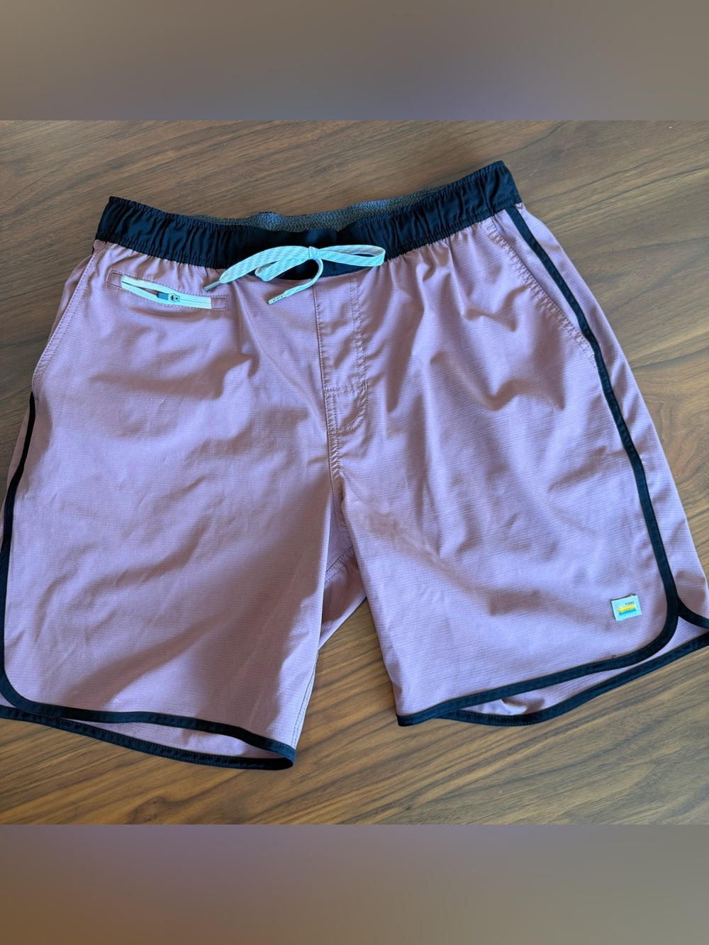 Vuori Men's Banks Shorts Size M, Dusty Rose Pink, Unlined. 7” inseam